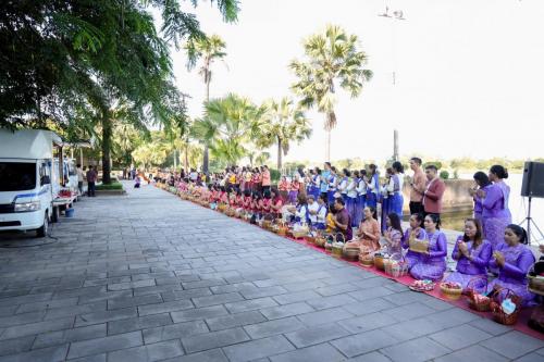 โครงการรณรงค์-รักษ์ผ้าไทย-6
