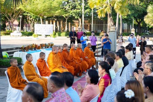 โครงการรณรงค์-รักษ์ผ้าไทย-8